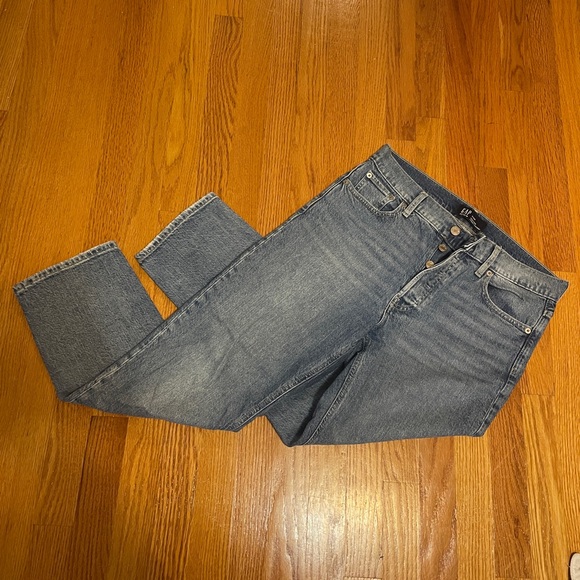 Gap High Rise Cheeky Straight Fit Jeans - Picture 5 of 10